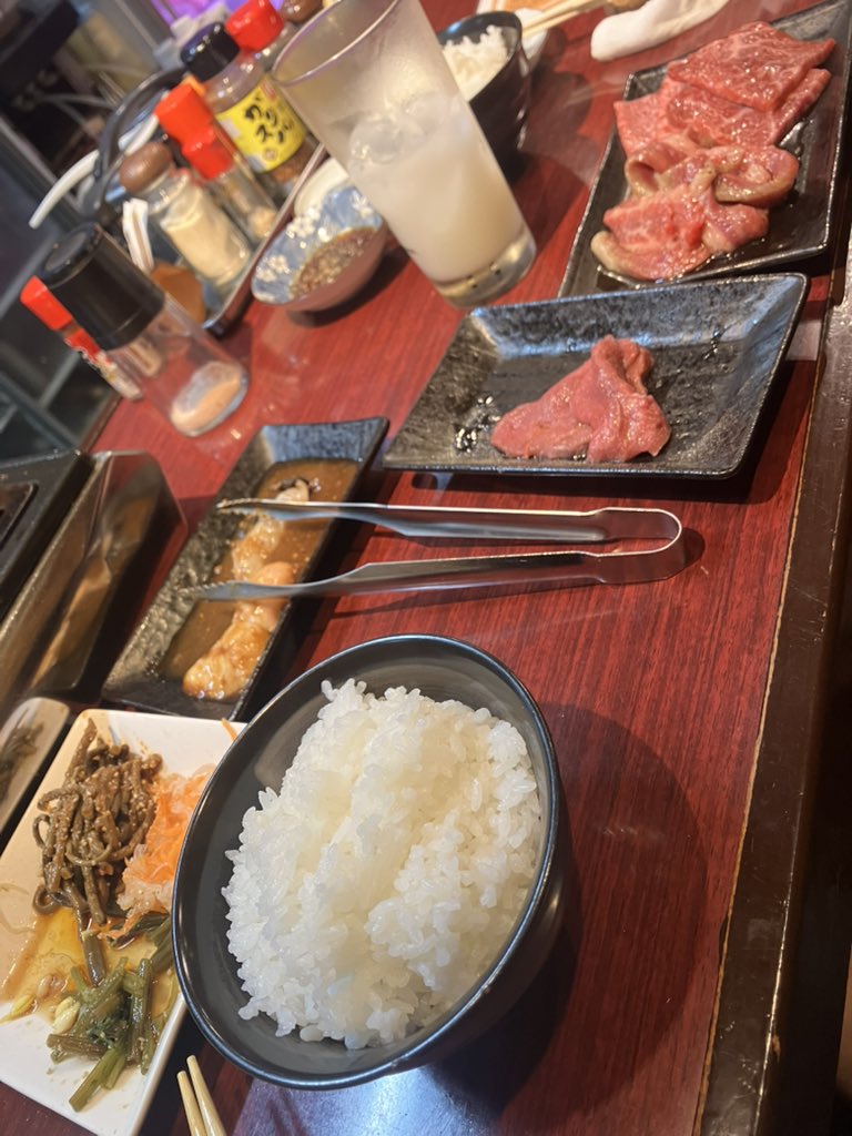 kaitosimo1's tweet photo. 1人飲みからの羅王さん緊急参戦 https://t.co/kUSJg2Rz3n