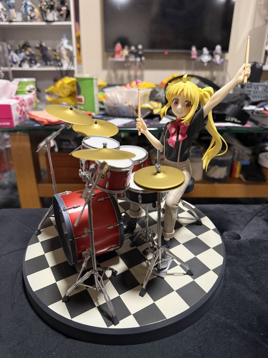 goodabo777's tweet photo. 虹夏ちゃん、届いた💕
いやー、、、組み立て大変だた💦 https://t.co/7gYXbYetFk