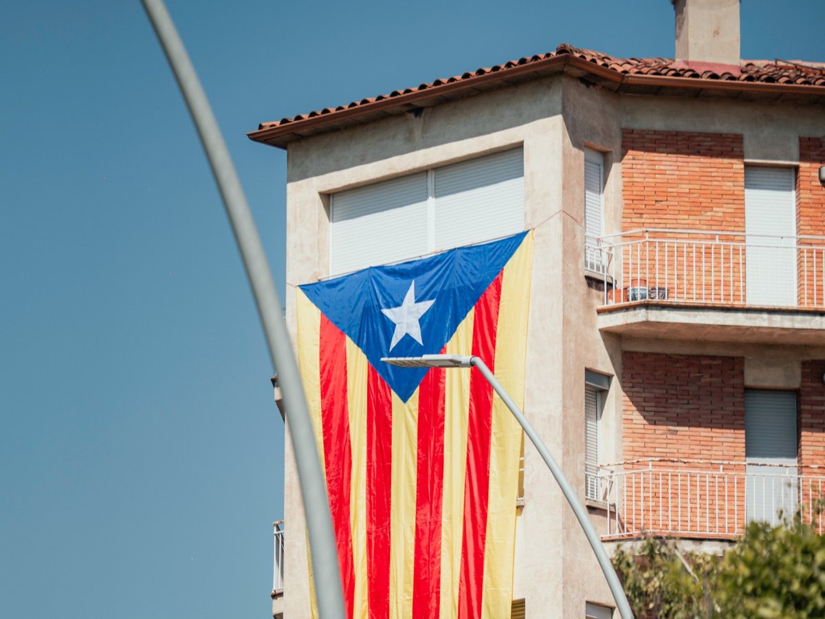 OmniumOsona's tweet photo. Montesquiu, Torelló, Sant Quirze, Manlleu, Vic... Aquest dilluns vam tornar a sortir als carrers per omplir el Tour d'estelades.

Que el món vegi que continuem reivindicant de la independència de Catalunya! https://t.co/EeJwnaU12e