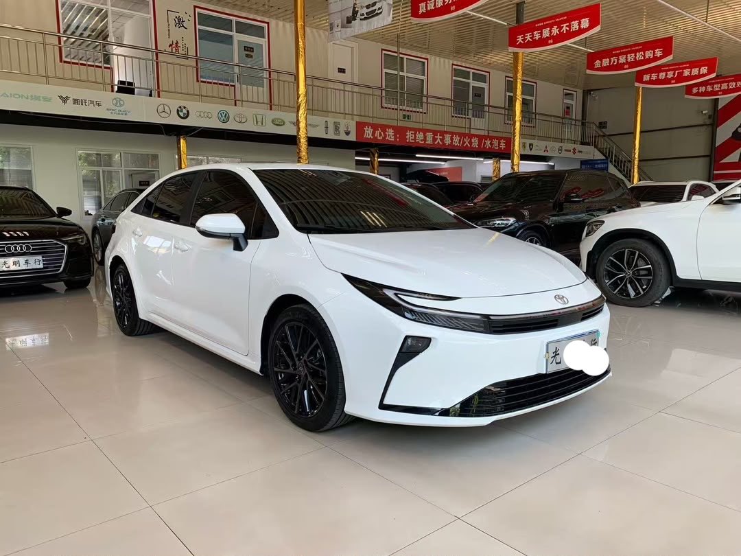 XcessCars's tweet photo. Someone paid us 150k to source some sweet Chinese spec for him and we came across this beauty. 

Corolla 2026 2.0L Gasoline Elite Edition

38m 

Total brand new zero mileage https://t.co/WaoXqvxyn2