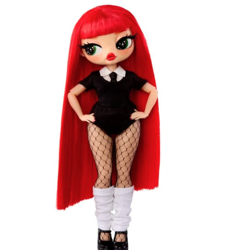AboutMusicYT's tweet photo. LOL Surprise has revealed their collaboration with Jennie, the doll is available now. https://t.co/qstW4ncPbM