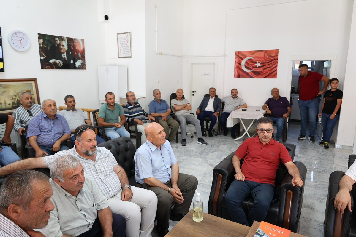 akpartiaksaray's tweet photo. 📍 Sarıyahşi İlçe Danışma Meclisi Toplantısı

İl Başkanımız Hamza Aktürk, Milletvekilimiz Cengiz Aydoğdu, İlçe Başkanımız Fatih Ünsal ve kıymetli teşkilat mensuplarımızın katılımlarıyla gerçekleştirildi.
@abuyukgumus 
@ahmetcolakoglu0 
@Ademcalkin 
@akturkhamza https://t.co/6FxlDZB787