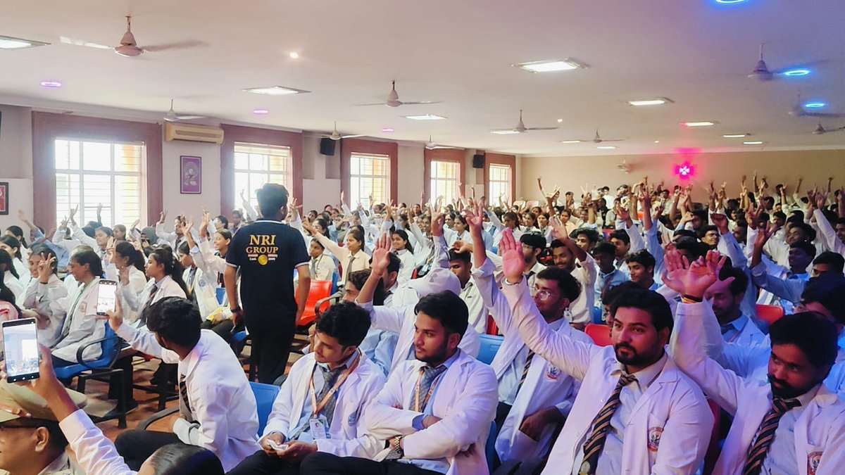 bagsewaniy74772's tweet photo. साइबर जागरूकता अभियान
सेफ क्लिक 2.0
थाना बागसेवनिया
NRI College पटेल नगर पिपलानी मे साइबर फ्रॉड से बचने हेतु सुझाव दिए एवं बताया कि साइबर अपराध से कैसे बचना है एवं यदि आपके साथ साइबर अपराध होता है तो उसके बाद क्या उपाय करना है @dcpzone2bhopal
#safeclick
#cyberfraud https://t.co/vNBbW6eBzX
