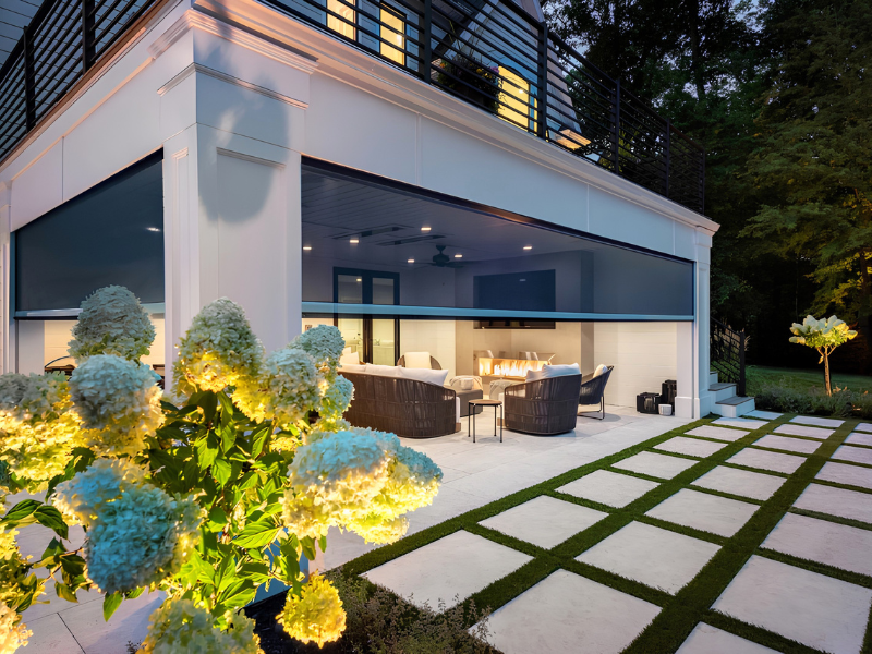 FLHomeShows's tweet photo. Florida living calls for outdoor spaces that work as hard as they look 🌴

Taylor Made Screens helps homeowners maximize their outdoor areas with custom retractable screens, pergolas, lanais, pool enclosures, and other solutions designed for everyday enjoyment. https://t.co/G72yCnE2Dz