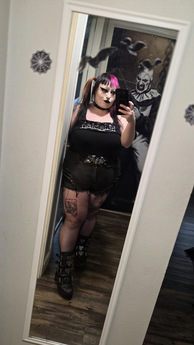 Spookymegs666's tweet photo. Good morning!!π¦βοΈ Happy #TerrorTuesday https://t.co/bTD7WcbzjC