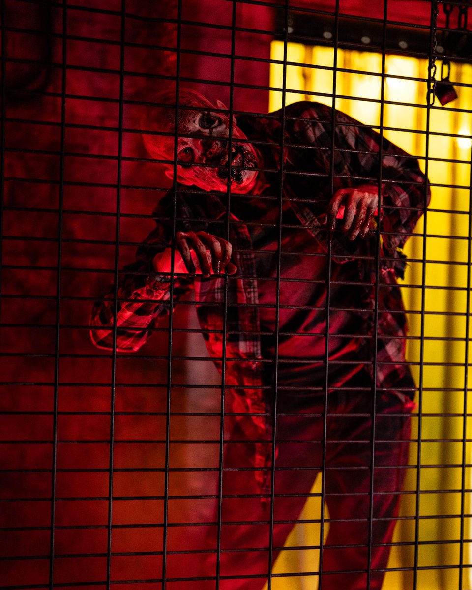 UnleashedVegas's tweet photo. Enter the iconic world of #ResidentEvil in an all-new deadly takeover. Guests can test their survival instincts by venturing through 6 zones within the venue, then meet legendary characters, and more, July 9, through Aug 30, 2026. @RE_Games https://t.co/2710FbAN7F