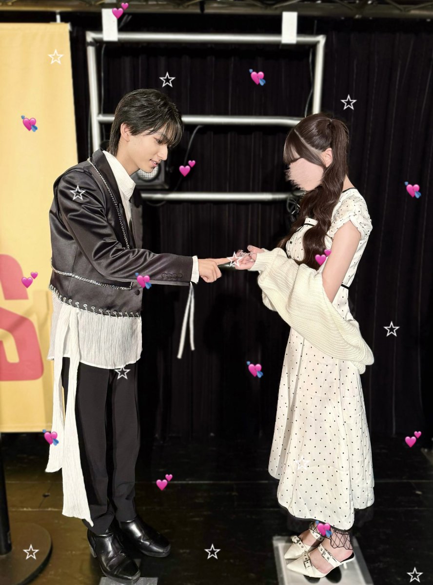 un3my_'s tweet photo. (｡•⩊•ಣ💓 https://t.co/P5s4s0vDpc