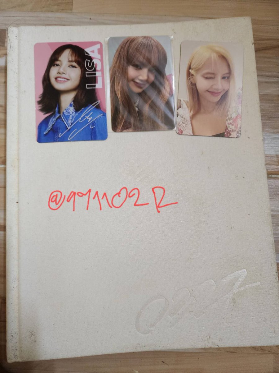 971102R's tweet photo. ขายทั้งเซ็ต หนังสือ0327และการ์ด

320.- รวมส่ง

#ตลาดนัดblackpink #ลิซ่า #lisa https://t.co/G8YErvqJkg