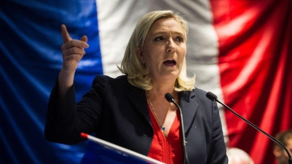 TRobinsonNewEra's tweet photo. French court clears way for Marine Le Pen to run for president but orders her to wear electronic tag.

Take them all down @MLP_officiel ❤️ 🇬🇧 🤝🏻 🇫🇷 https://t.co/VrZ7HhbCvD