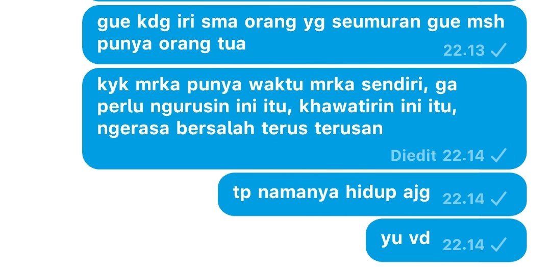 fcairyy's tweet photo. akan gue hadapi semua tp smbil main pidi https://t.co/3B6GRwdIt5