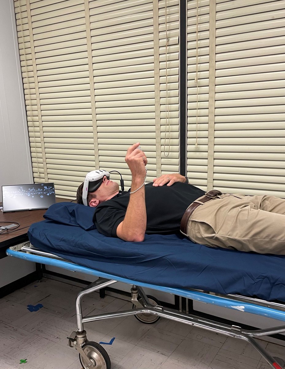 Astro_Kutryk's tweet photo. Here I am participating in a @csa_asc experiment called HomeBase, where we use virtual reality to study the vestibular system when gravity is absent (it’s harder than it looks). More to follow from #space!

@yorkuniversity
Photo credit: @audreysaparno https://t.co/D5rk9Qfj2b