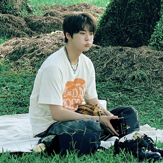 do0_lluvia's tweet photo. 귀엽네 또 엄청 쪼꼬매가지고 https://t.co/P4rjFlFHsZ