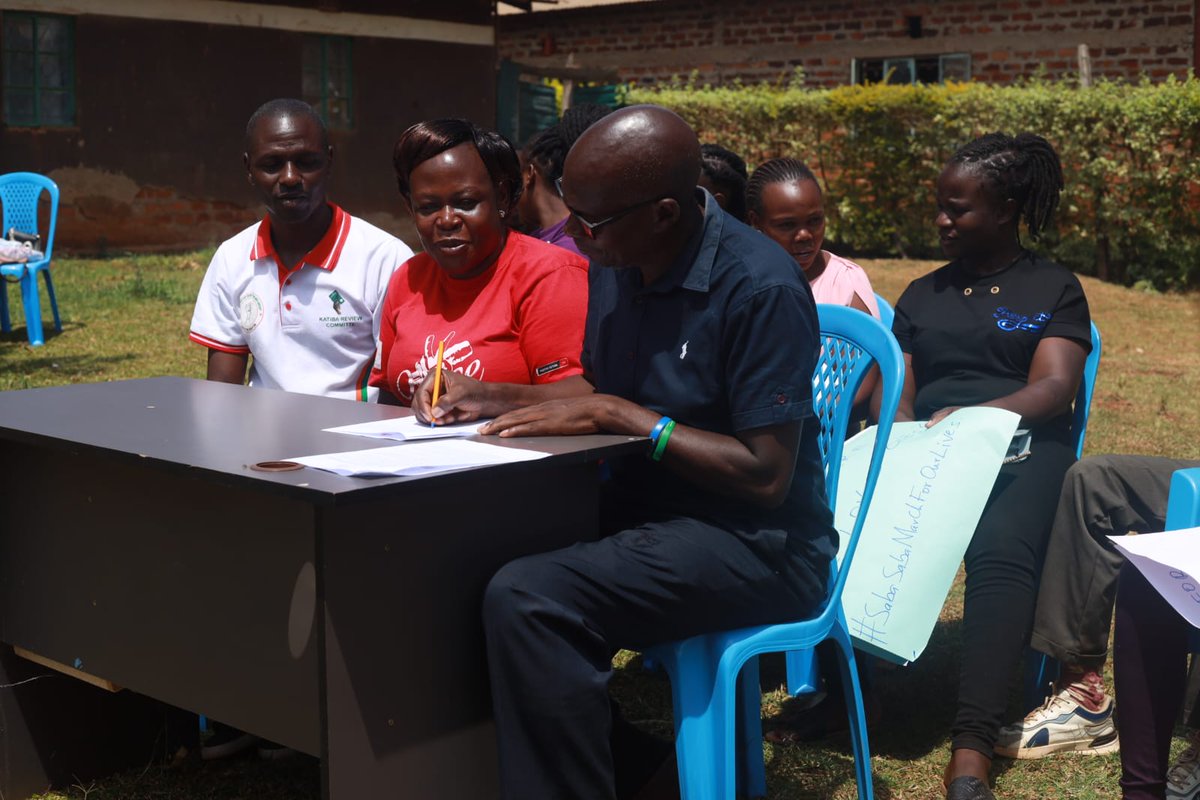 social_wg's tweet photo. HRDs in Vihiga County marked #SabaSabaDay2026 by calling on the government to address police brutality, insecurity, goonism, and other perennial threats to civic freedoms.
They also urged @BungeKE to #CriminaliseEnforcedDisappearance and #OperationaliseVictimProtectionAct2024. https://t.co/onUOlUsYJx