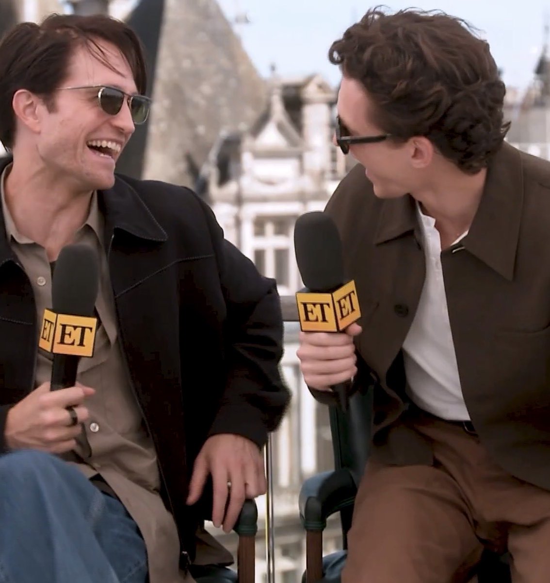 dayashlland's tweet photo. give me all the interviews of tom and rob now https://t.co/iKhPeFzO6Z