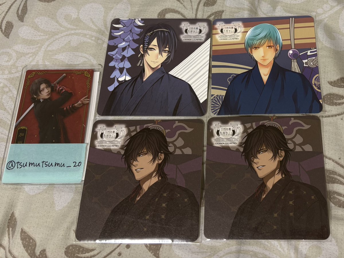 tsumutsumu_20's tweet photo. 【交換】刀剣乱舞 万屋かふぇ 軽装まつり
 コースター

(譲)三日月.一期.大倶利伽羅2

(求)加州.鶴丸.則宗or500円+送料

初回お取引の方はツイフィをお読みくださいませ。
郵送または現地交換(7/10ピューロランド、7/15池袋)にて可能です。
お気軽にお声がけください。 https://t.co/arypb76WKf