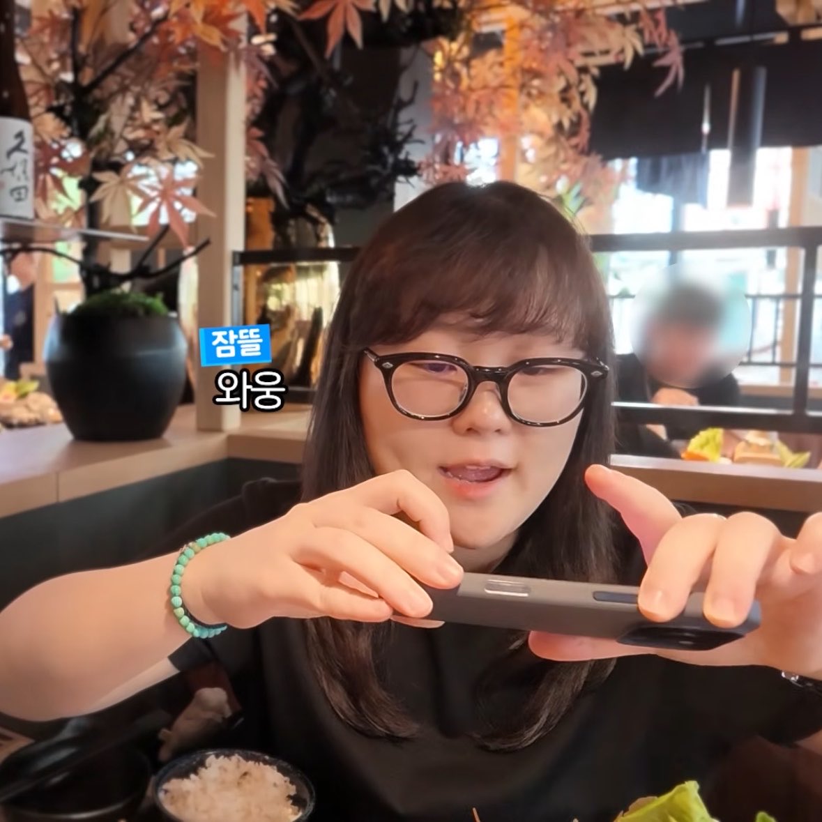 go1l_'s tweet photo. 잠뜰 너 진짜 고양이였다고 https://t.co/MZml9kRrOn