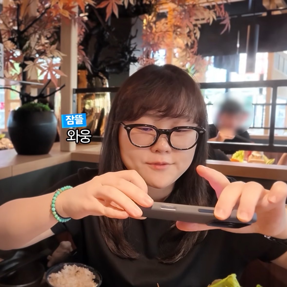 go1l_'s tweet photo. 잠뜰 너 진짜 고양이였다고 https://t.co/MZml9kRrOn