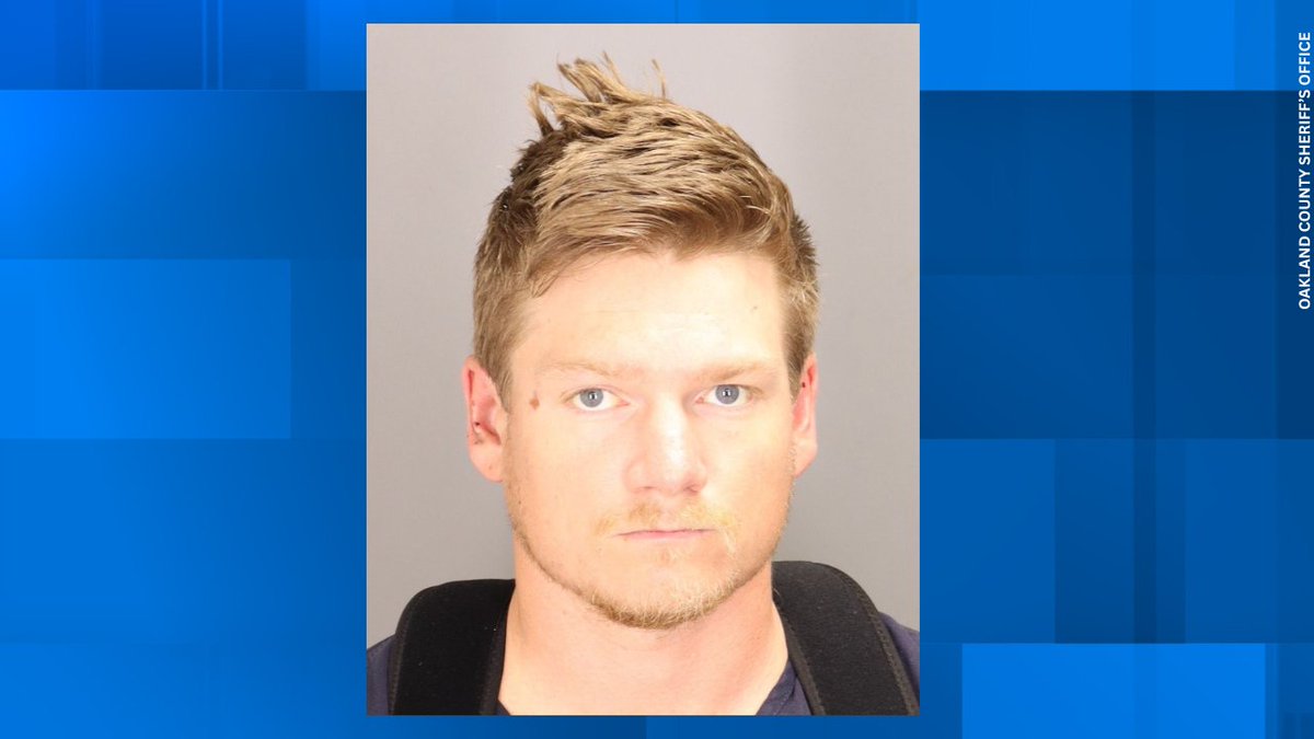 WNEMTV5news's tweet photo. #UPDATE:
27-year-old Charles Pace has been arraigned on charges for the deadly crash that happened on I-75 July 1: https://t.co/UPD9DbF6wY https://t.co/gIR7j425ZC