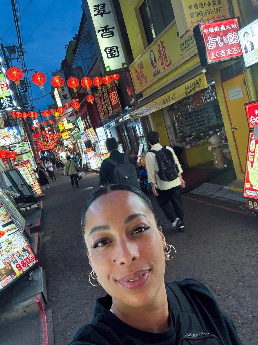 NYUSPS's tweet photo. "I think the new AAS in Hospitality is an exciting step forward because it creates an accessible pathway for students who are eager to enter the industry and gain practical, career-focused skills early on."-Desirey Virgin, @nyutischcenter alum. Learn more: https://t.co/jQkjIBeQF5 https://t.co/AlTlyRbgC3