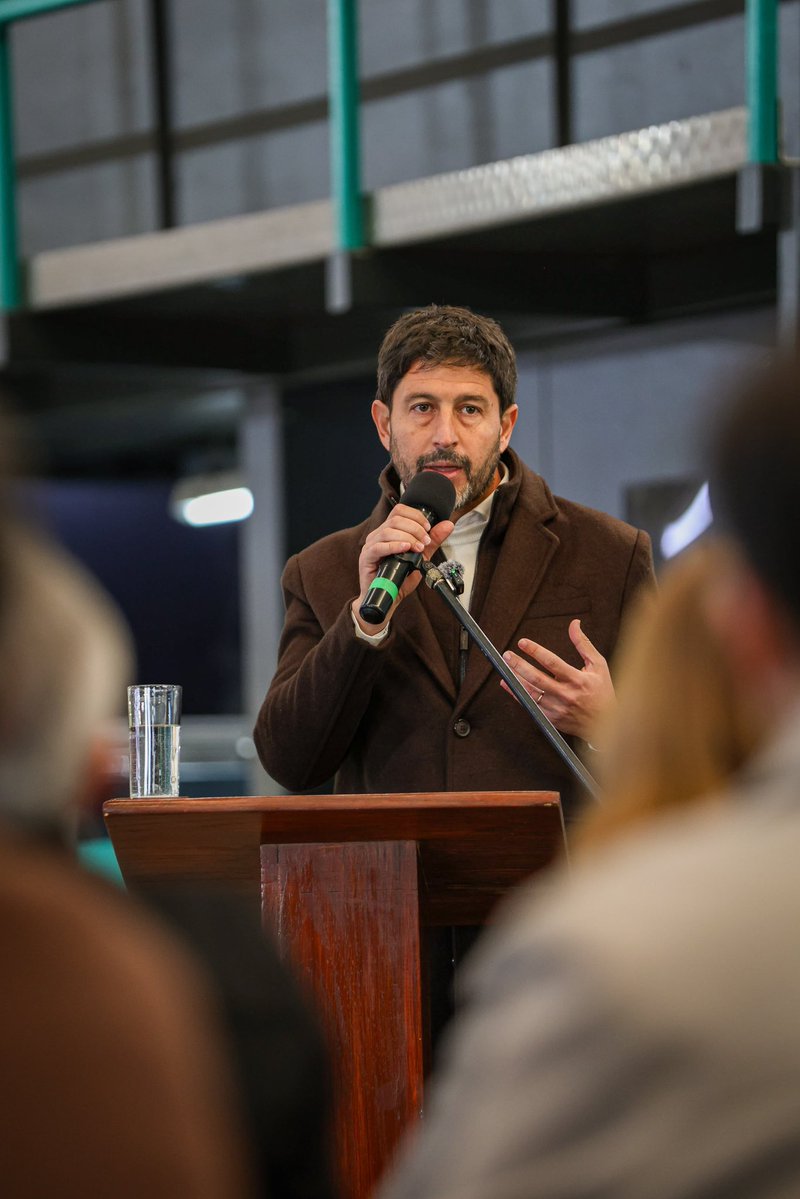 TeresitaMadera's tweet photo. Celebramos esta nueva inversión de Enod - Alpa Cladd, que permitirá reactivar dos plantas industriales, incorporar nueva tecnología y generar más de 150 puestos de trabajo para riojanas y riojanos. Cada nueva oportunidad laboral es una puerta que se abre para muchas familias. https://t.co/KP9nI0BVmr