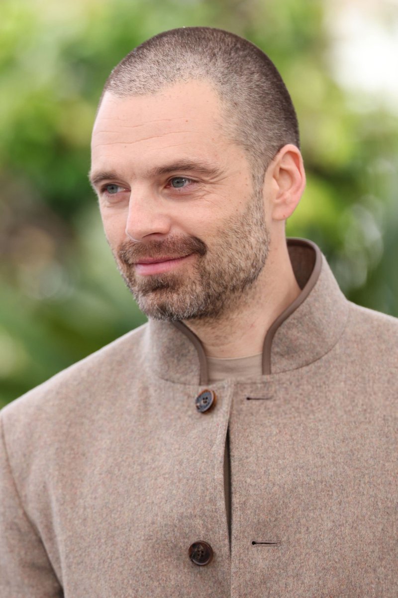 PaulePLN's tweet photo. Can't wait for his bald villain face card on the big screen 😌🌟💫 https://t.co/xuEoNDlnfB