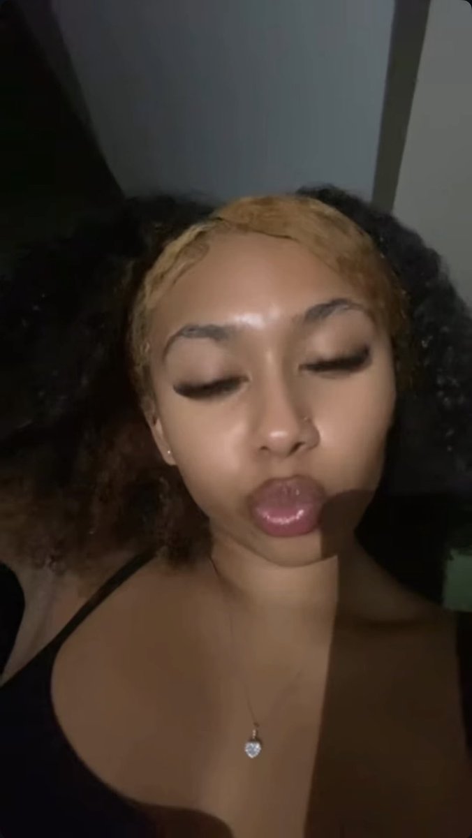 user525278's tweet photo. Pleaseeee dm me and trib my friend or atleast tell me what u would do to her in detail https://t.co/bpkkKfNu3U