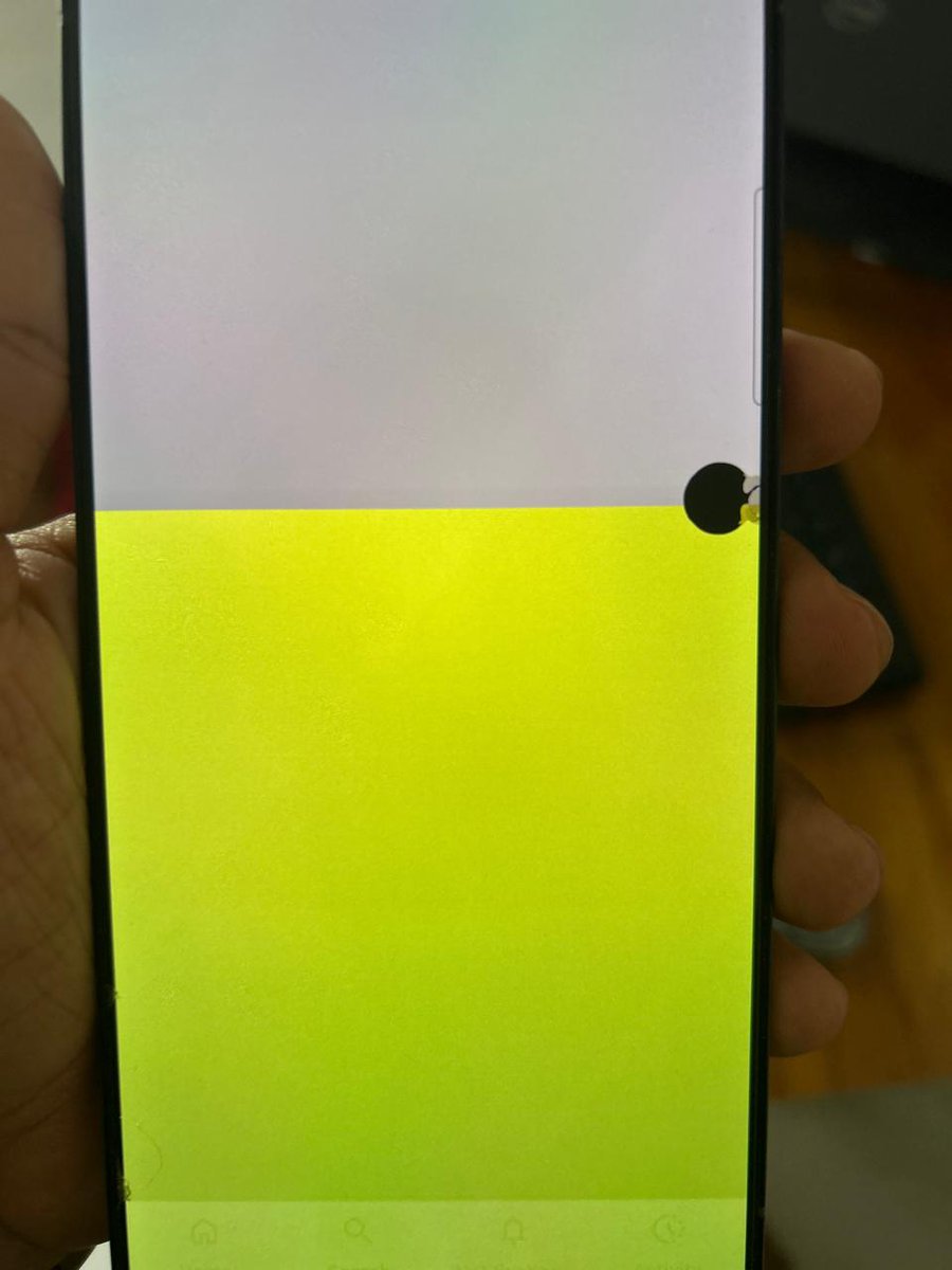 Chetanpujari51's tweet photo. @SamsungIndia @SamsungHelp_IN I saved for months to buy my dream phone — Galaxy S25 Ultra (₹1,41,999). Never dropped it once. Your software update killed my display, and your authorized service center returned my phone MORE broken than I gave it. A thread 🧵👇 https://t.co/6EilirN4Sk
