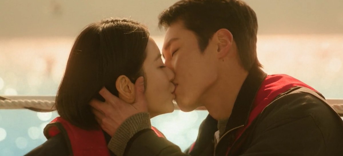kdramasdiary's tweet photo. — #DoctorOnTheEdge, episode 12 (2026) https://t.co/MtqaLeTQ2e