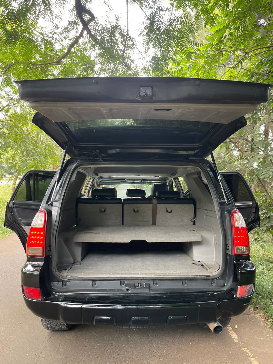 Manuouteroamers's tweet photo. Toyota Hilux surf 
2700cc petrol engine 
Yom 2008
Accident free 
Working sunroof 🌞
Buy and drive 
Asking Price 1.83M slightly negotiable https://t.co/CRfMmmna36