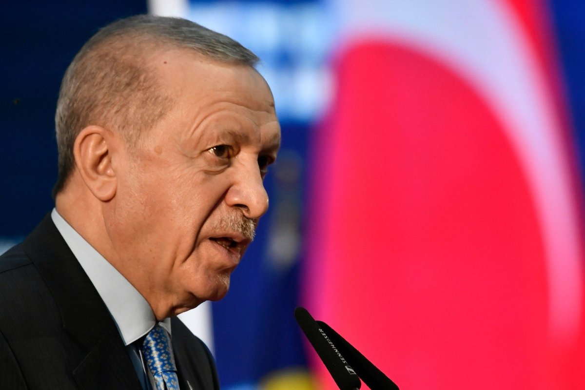michaeldickson's tweet photo. Turkey, who sent a high-level delegation to pay respects at Ali Khamenei’s funeral in Iran yesterday is hosting the NATO Summit today. 

Make it make sense. https://t.co/8OsXhvsIrw