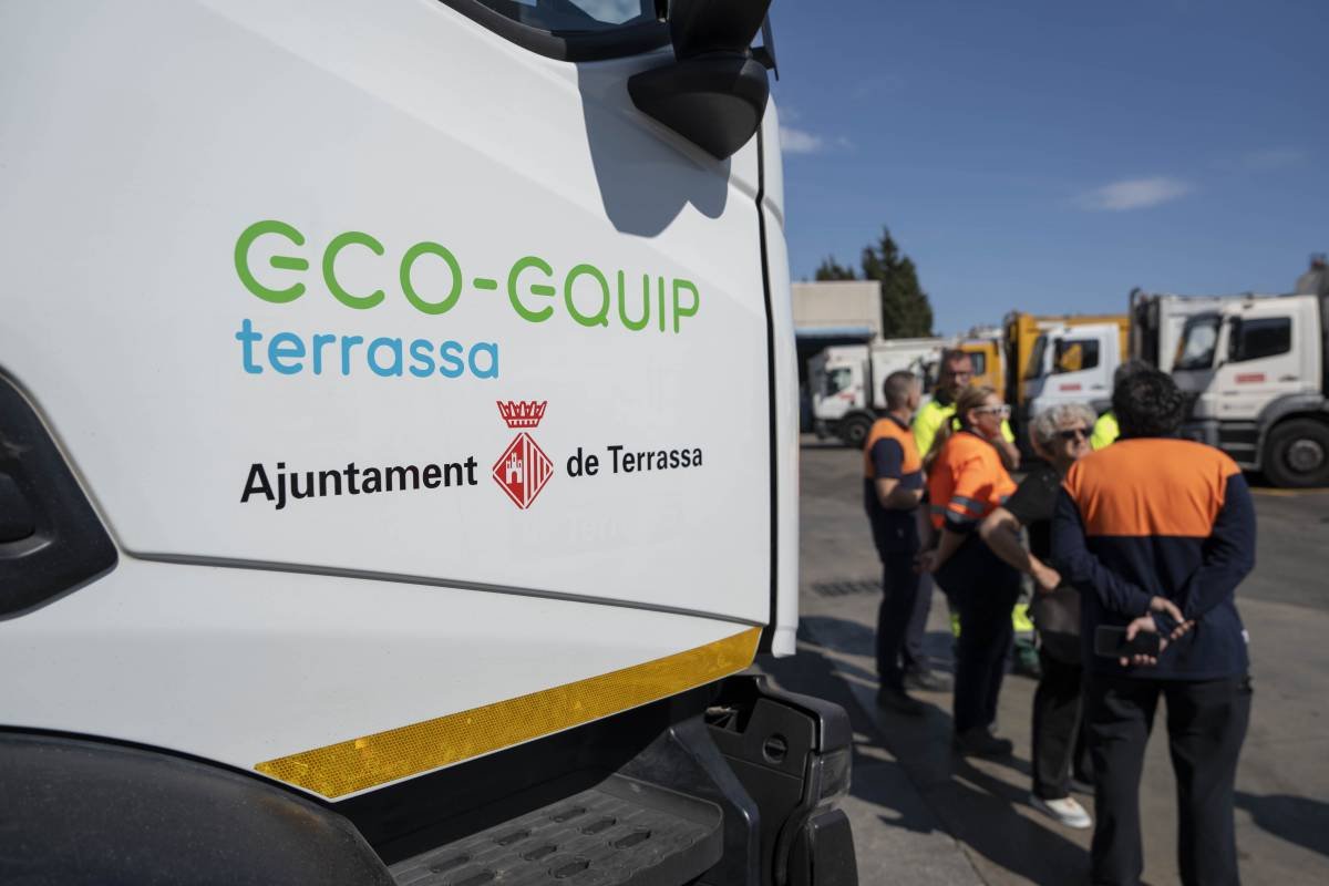 AgustiDevant_AC's tweet photo. Molts em pregunteu què farem amb la neteja. Primer, mirar què i com es gasta. Terrassa hi destina 26,42M€ (2025), gestionats via Eco-Equip. I mirant com Eco-Equip contracta a tercers: un 33,8% de les seves compres (14,84M€ acumulats) s'adjudiquen sense concurrència, i 5 proveïdors s'emporten el 48,4%. Amb això sobre la taula, podrem prioritzar i reordenar per donar un millor servei i retallar despesa allà on calgui.
@ecoequip @ajterrassa @V_OccidentalAC @CatalunyaAC