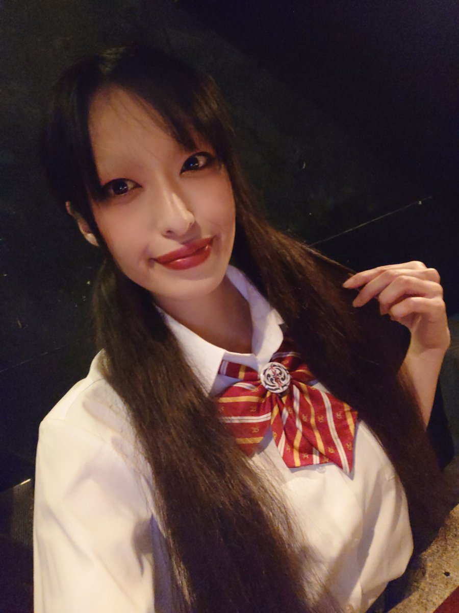 riekobb's tweet photo. 18＋20歳児の制服姿は偉伝或学園でしかやらかしません。

イデ学の合法ロリ枠とバカ筋肉枠とヲタ枠がこの度目出度く埋まりました。

#姫宮春ピー #ヒロコ #偉伝或学園 https://t.co/xdDgjp7fte