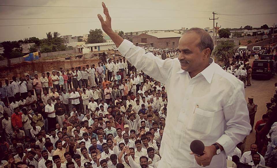 YSJ2024's tweet photo. Never Lost Single Election in His Life 

Remember the Name " Legend Dr YSR " 😎

Past - Present - Future  'No one Can Match Him'
#77thYSRJayanthi https://t.co/6mkfv5gOth