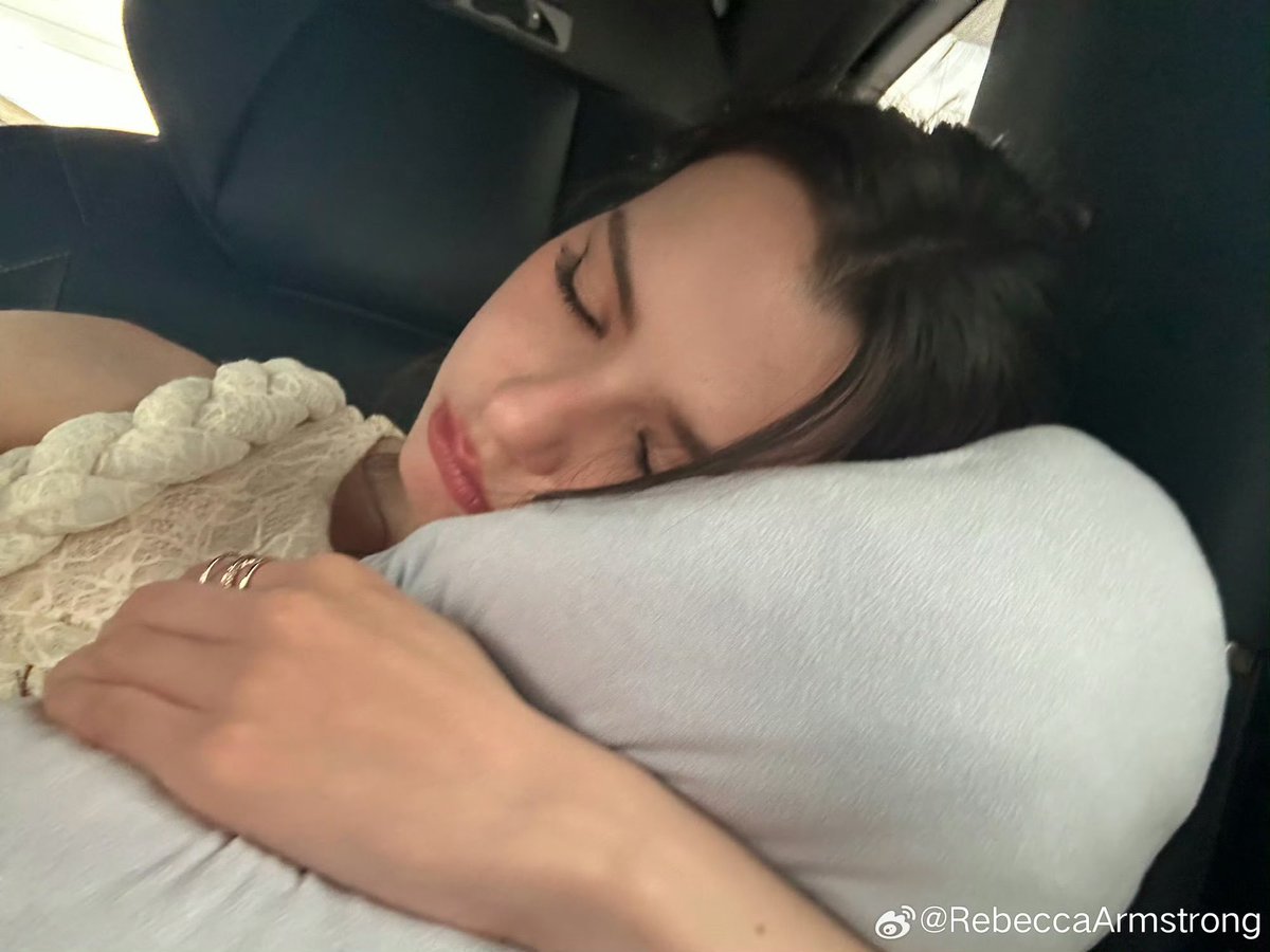 PhFreenbeck's tweet photo. UPDATE:𝗥𝗲𝗯𝗲𝗰𝗰𝗮𝗔𝗿𝗺𝘀𝘁𝗿𝗼𝗻𝗴
CAPTION:😴

#beckysangels #BeckyArmstrong https://t.co/S9lahN5ics