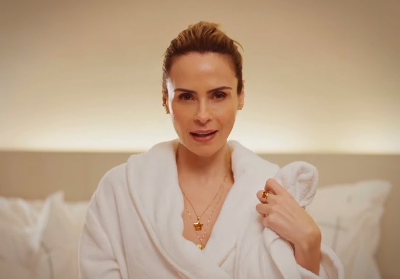 navarrsxgrey's tweet photo. ANA PAULA COM BIODERMA https://t.co/yx9EWFd88P