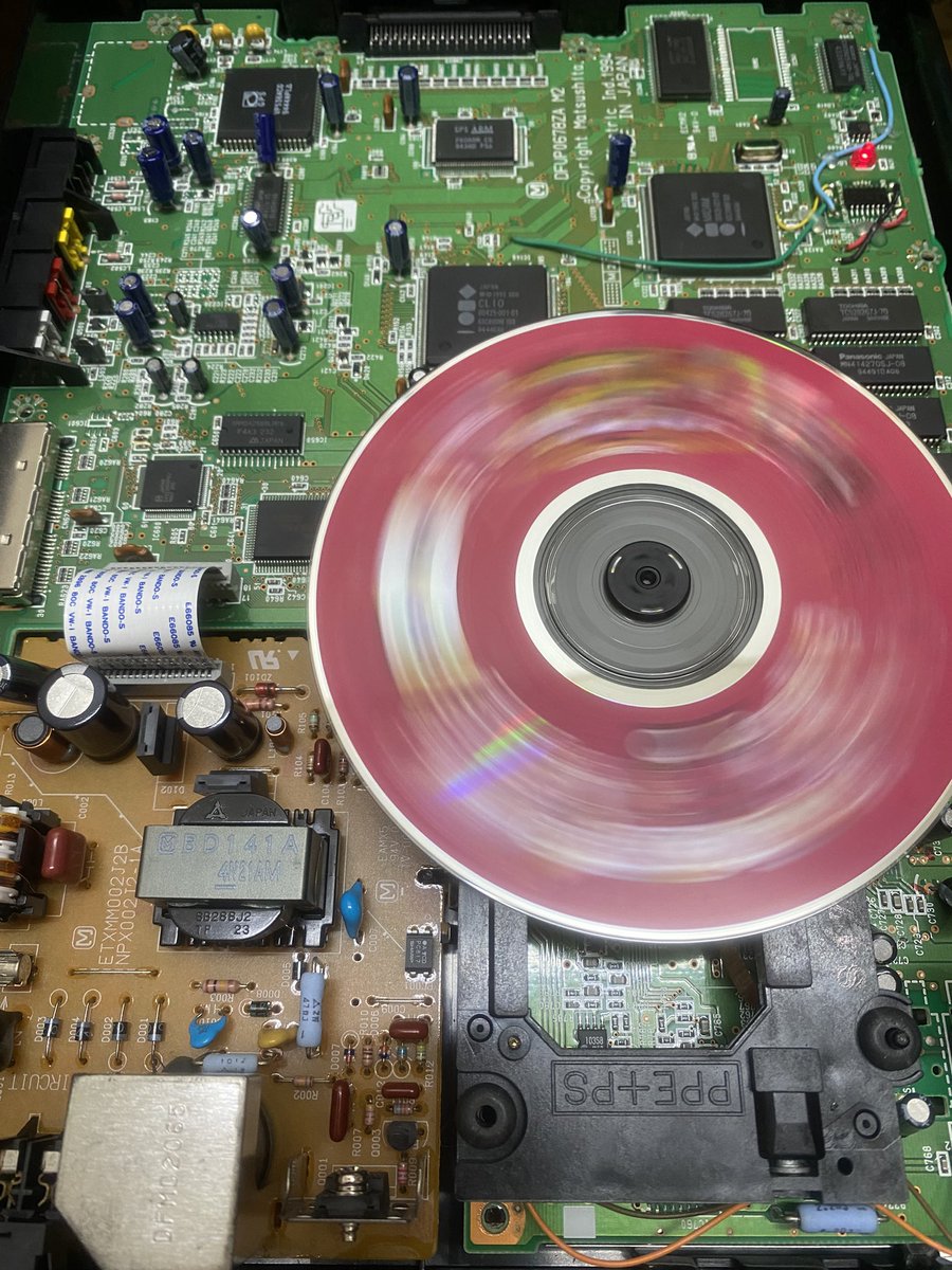 ShinJp1's tweet photo. 不動の3DO REAL 
FZ-10(後期型)
Panasonic 

処置
メイン基板の電解コンデンサ交換
レーザーピック調整

無事に起動👍

#JGR https://t.co/ORRTIS3rcd
