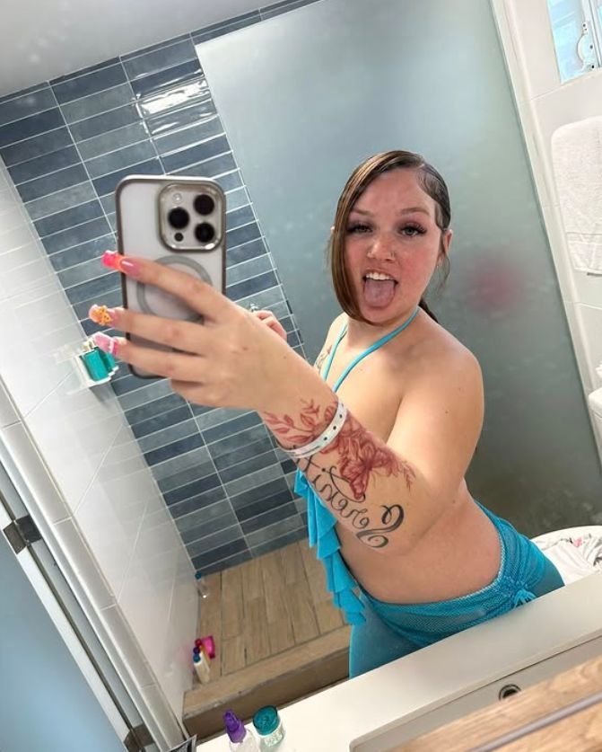 Jenny tweet media