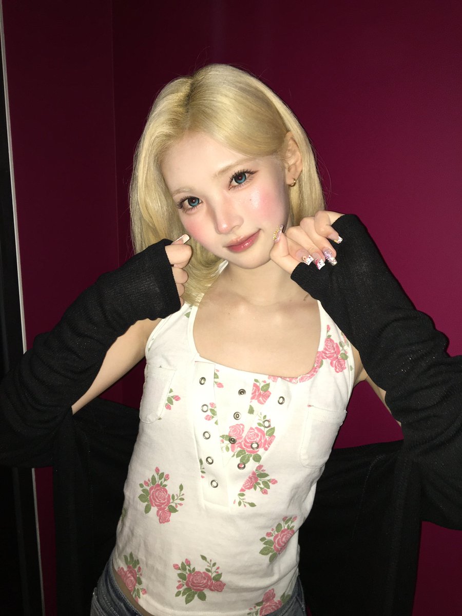 H2H_NEWS's tweet photo. 260707 JIWOO WEVERSE POST

🌸🌷🤍

#Hearts2Hearts #하츠투하츠 #H2H
@Hearts2Hearts https://t.co/Uj3OOhMDaW