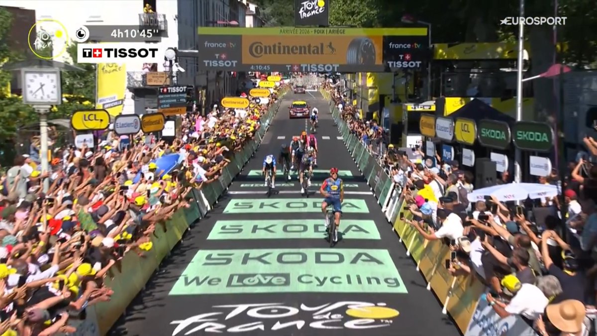 LeGruppetto's tweet photo. LA VICTOIRE POUR MADS PEDERSEN, TORSTEIN TRÆEN EN JAUNE ! Bien aidé par Mathias Vacek et Quinn Simmons, le Danois (30 ans) de la Lidl-Trek remporte la 4e étape du Tour de France et prend le maillot vert.

Le Norvégien (Uno-X) sera le nouveau leader, devant Sean Quinn. #TDF2026 https://t.co/D43aZYLHn5