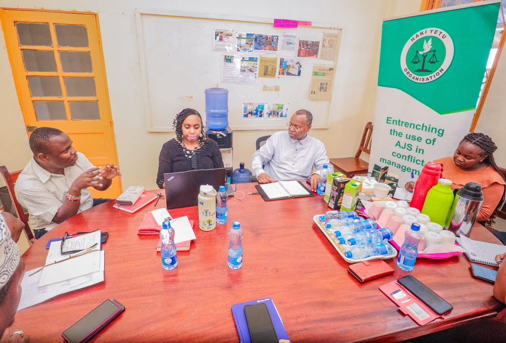 HakiYetuOrg's tweet photo. Haki Yetu Organization was honoured to host the National Chair of the Alternative Justice System, Justice Joel Ngugi, alongside the Mombasa AJS Working Group, for discussions on the progress, implementation, and strengthening of AJS in Mombasa. https://t.co/qsfgWeMHgX