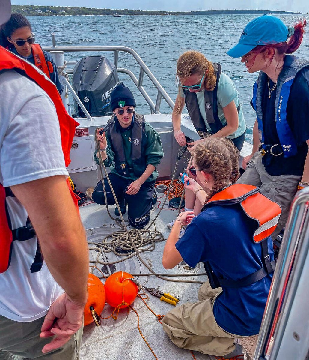 universityofri's tweet photo. Data, Models, and Boats, Oh My! 🛥️
That's the name of a new URI honors course that puts students at the helm of a 27-foot research boat, using hands-on fieldwork to deepen their understanding of Narragansett Bay and the coastal environment.

Full story:
➡️ https://t.co/ppWV5ejOff https://t.co/60R5dibldE