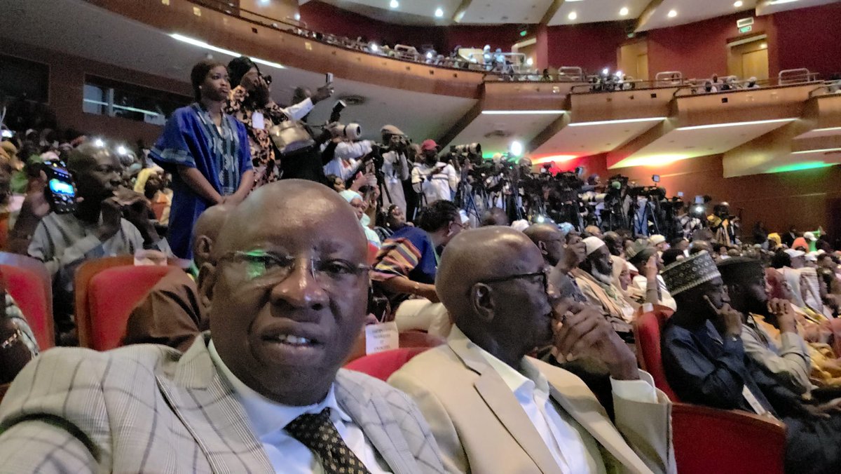 EscgYaounde's tweet photo. « Jour 2 du #FORAESS2026 au Grand Théâtre National de Dakar !
Après le lancement réussi hier, les plénières des ministres battent leur plein.
Le Président de l’Université du Nil en tant que socio-économiste et chercheur engagé sur l’économie sociale et solidaire est présent. https://t.co/3pSPS1YoTy