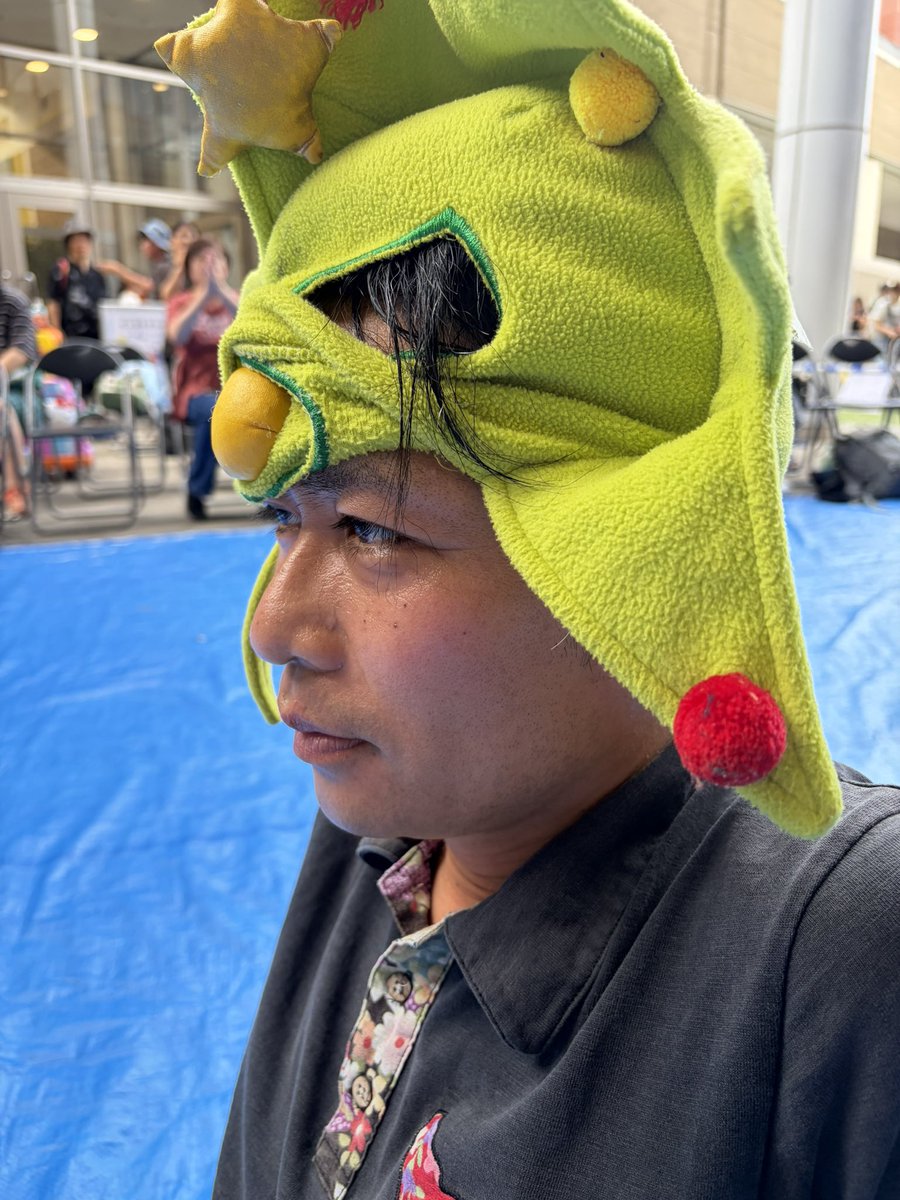 maskdem's tweet photo. 仕事終わって、家に帰ろうとしたら、会社の先輩から飲みに誘われ、お誕生日をお祝いしていただきました！毎年、普通に誕生日で過ごしてましたが、今年はたくさんの方々からお祝いしていただき、お祝いのメッセージもいただきました🥹ありがとうございます🙇‍♂️期待に答えれるようにがんばりマスク😷 https://t.co/5PRYFHaBJf