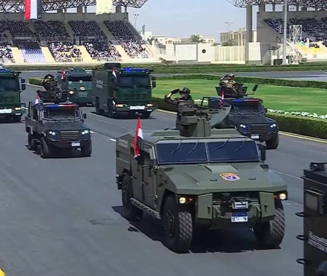 EgPrj's tweet photo. من قلب مقر القيادة الاستراتيجية.. 🇪🇬👏🏼

استعراض شامل لقدرات الدولة في إدارة الأزمات والكوارث https://t.co/elglYSVh7n