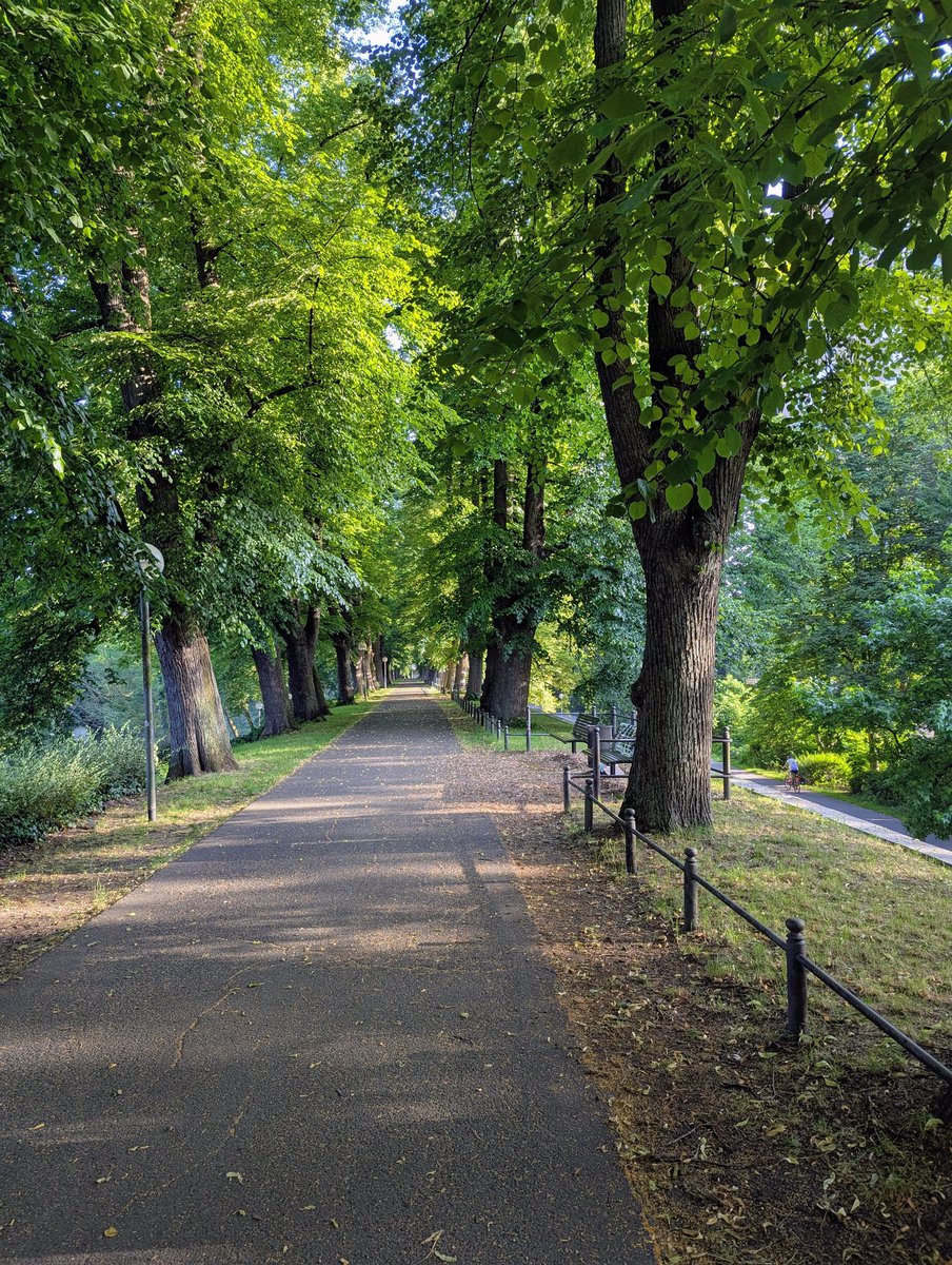 gormdearg's tweet photo. Kleiner Streifzug durch Osnabrück https://t.co/8SeLIfBv4o https://t.co/VRAKOK6qL9