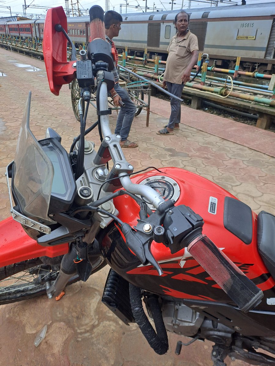Polu2012's tweet photo. Hello @RailwaySeva @drmsdah @RailMinIndia @AshwiniVaishnaw Ji,
I'm riding my motorcycle since 38k km, but never done this condition like #IndiaRaily did to its journey from Sealdah to Agartala today. PRR no 2026214143. 
You played with my emotion. Such a disappointment. 😔 https://t.co/EgqITVI28l