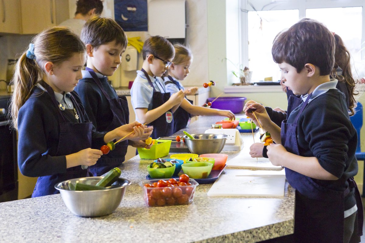 JEPnews's tweet photo. Schools without dedicated cooking facilities to benefit from new educational programme https://t.co/soRBpwRxFv https://t.co/O9l8ydwzaD
