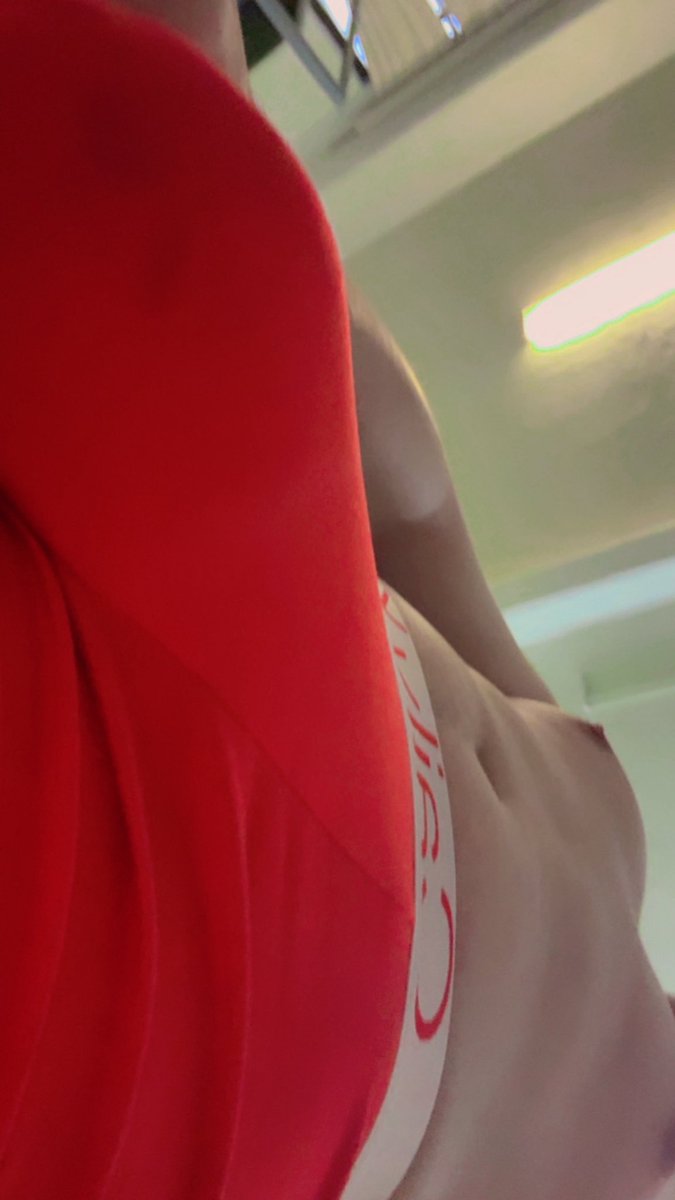 ManuelRdrz's tweet photo. El rojo siempre es muy buena opción ❤️ https://t.co/MfkJKpB1WD