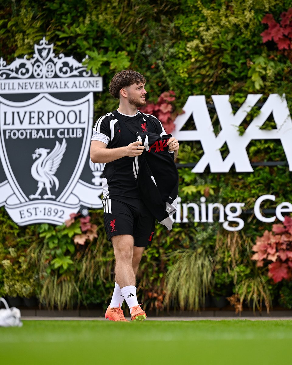 LFC's tweet photo. Out on the pitch 📸

Check out our gallery of today's preparatory work: