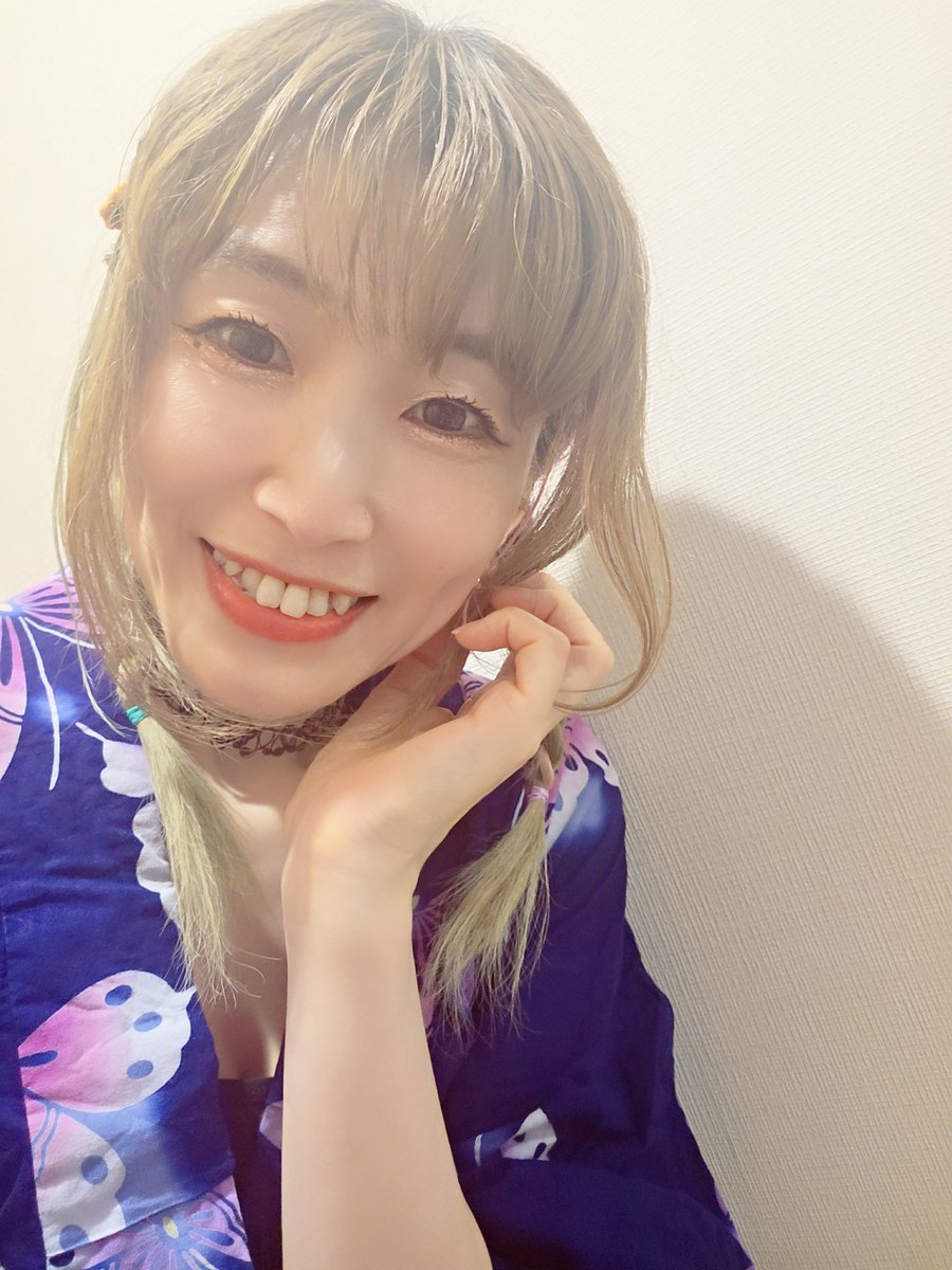 ochatap7's tweet photo. おはよ🍵✨️

昨日は七夕🎋🌌🫶
配信LIVEたくさん観てくれてありがとう🥹✨️

宝物の時間となりました✨️

今日も頑張ろう❤️‍🔥
#リンカレ のお稽古‼️

明日の虹ライブ🌈も観てねー‼️
#おちゃのみち https://t.co/IFP706qoD7